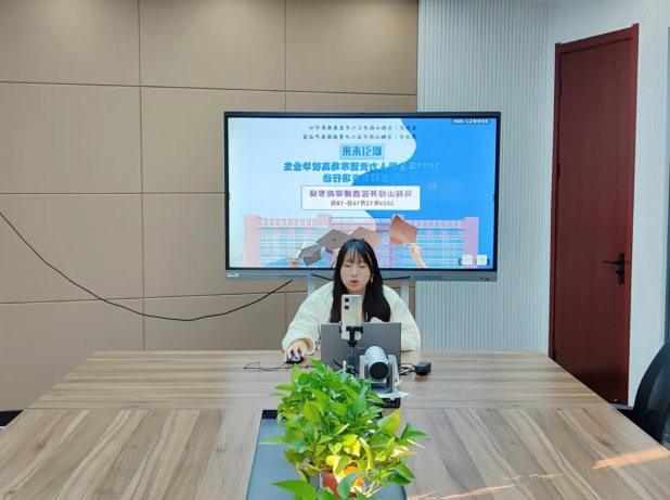 1734656081879038716.png image.png